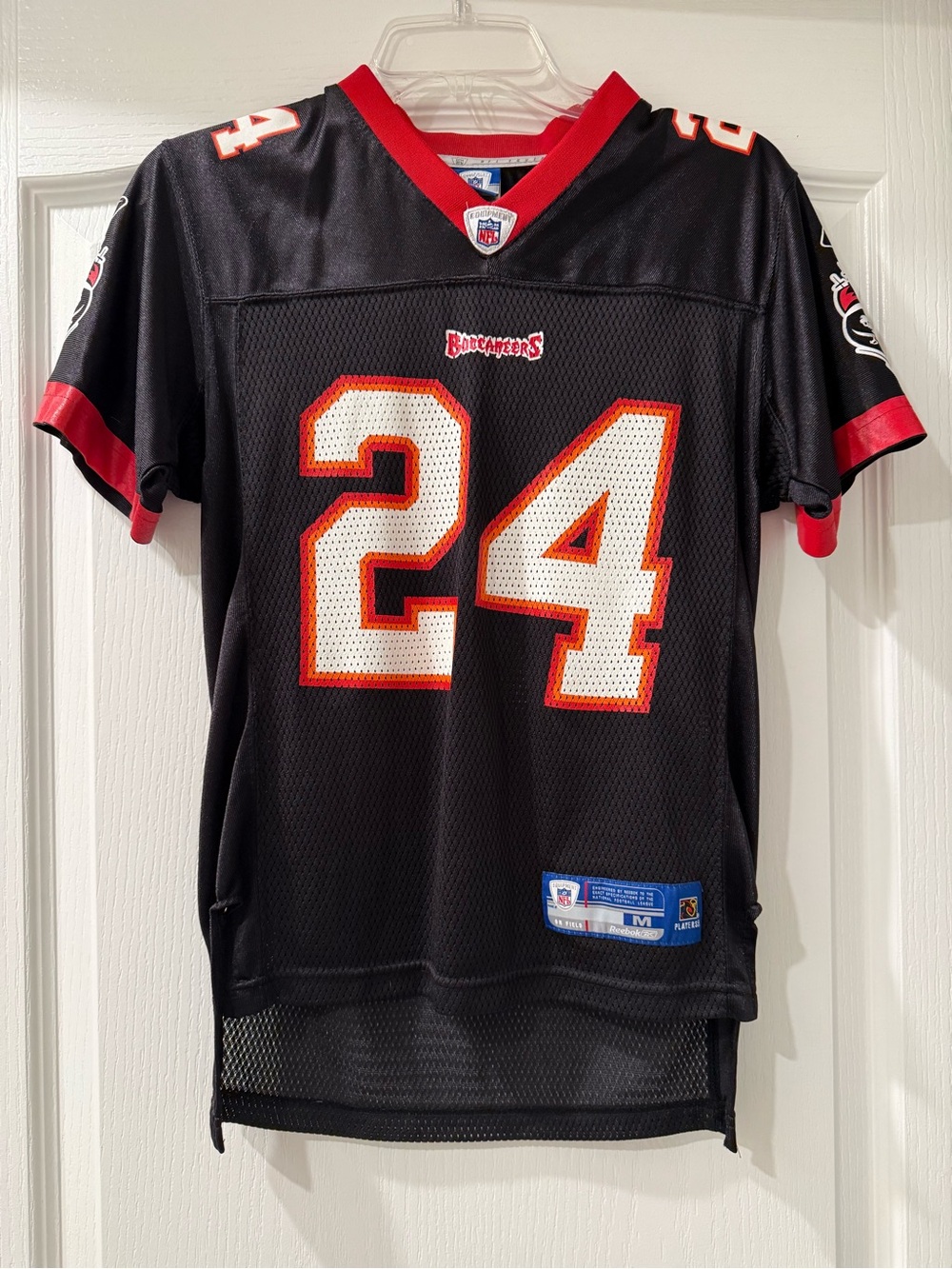 Like New! Cadillac Williams Tampa Bay Buccaneers Jersey, Youth Medium